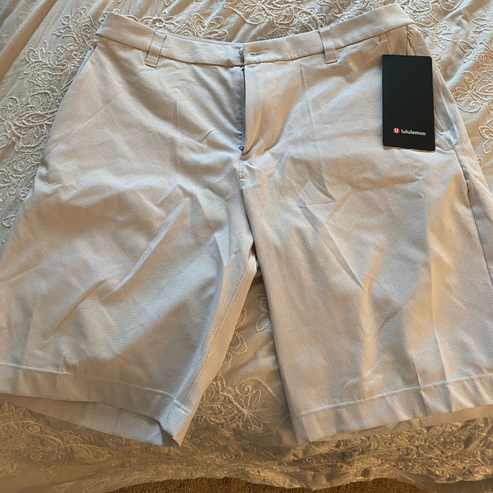 Lululemon Commission Short
